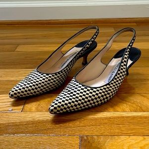 Manolo Blahnik Kitten Heel Ratan size 38